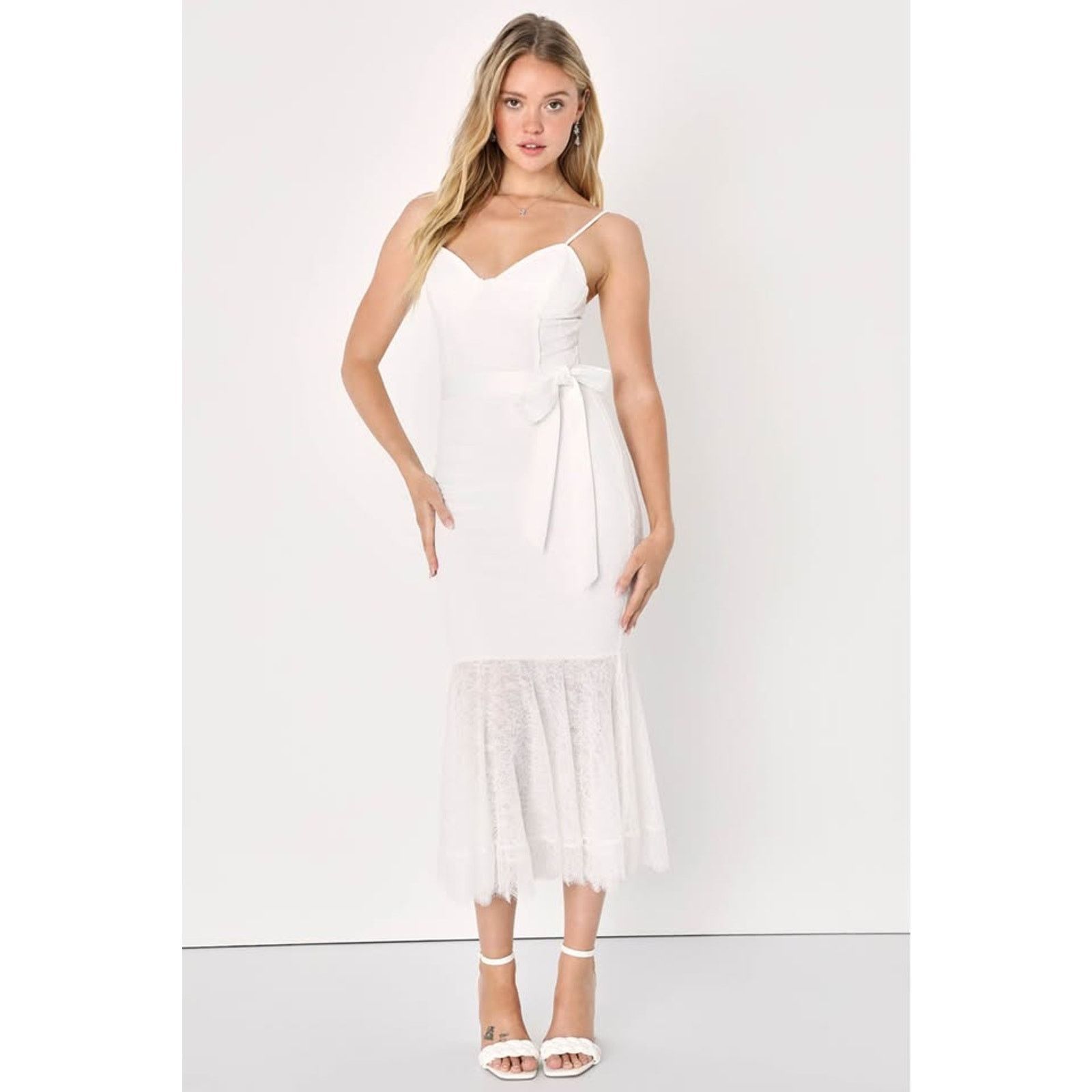 Other NWT Lulus Elegant Ease White Lace Trumpet Midi Dress sz M Size M / US 6-8 / IT 42-44 - 1 Thumbnail