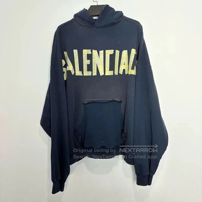 Balenciaga Balenciaga SS24 Logo Print Hoodie. Size US S / EU 44-46 / 1 - 1 Thumbnail