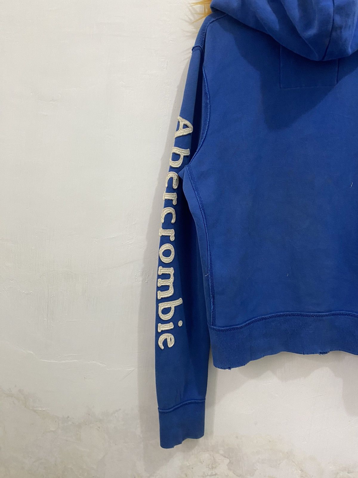 Abercrombie & Fitch 💥If Six Was Nine💥Abercrombie Fur Hoodie LGB style Size US M / EU 48-50 / 2 - 11 Thumbnail