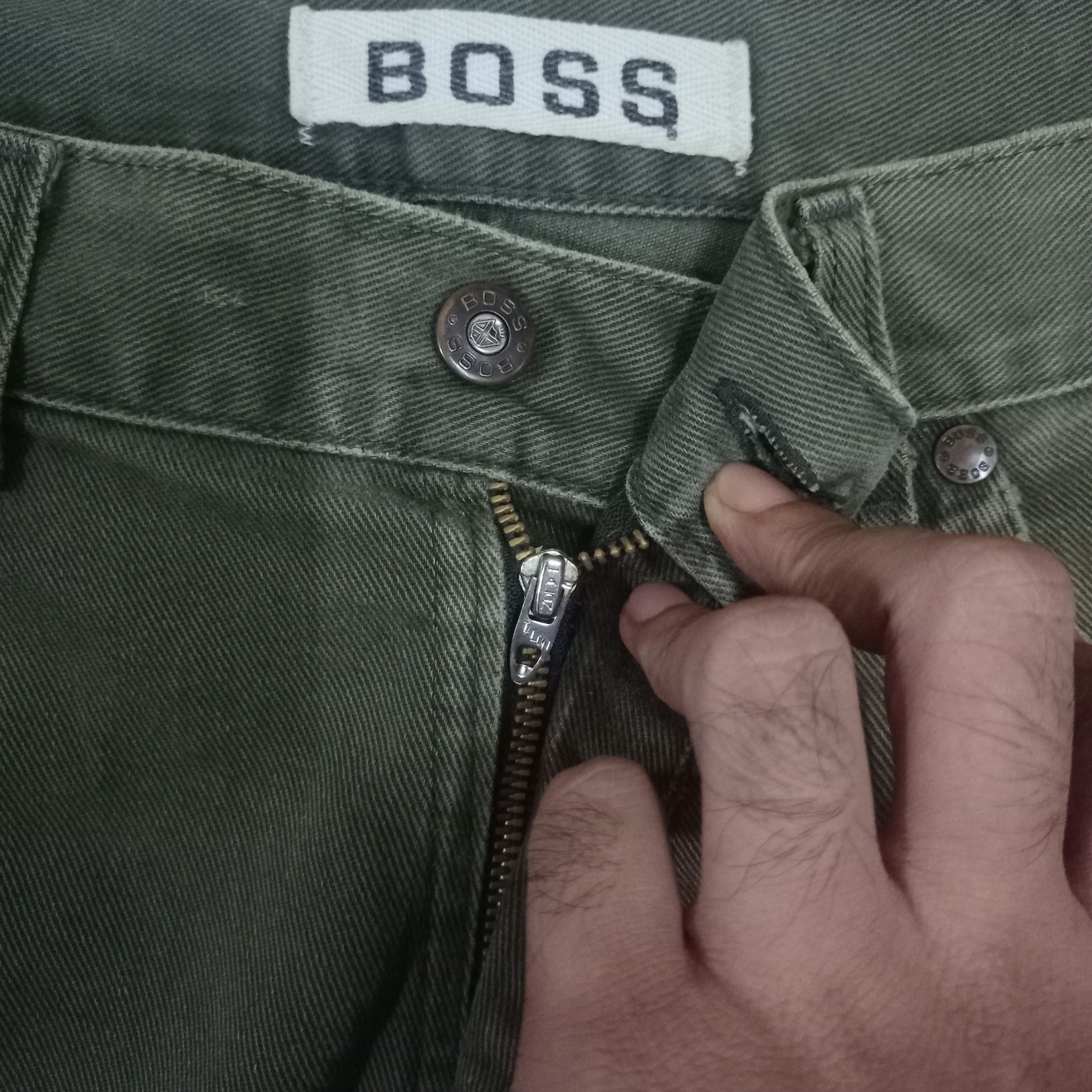 Hugo Boss Vintage BOSS Distressed Baggy Denim Pants 31x28 Size US 31 - 3 Thumbnail