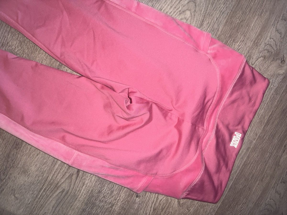 Victoria's Secret Y2K Victoria’s Secret PINK Active VELOUR Leggings Size 27" / US 4 / IT 40 - 5 Thumbnail