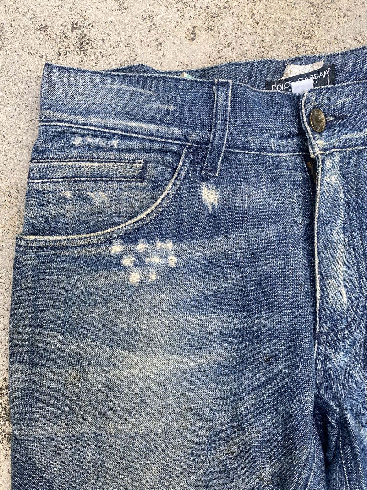 Designer × Dolce & Gabbana Dolce & Gabbana Distressed Faded Denim Jeans Size US 30 / EU 46 - 4 Thumbnail