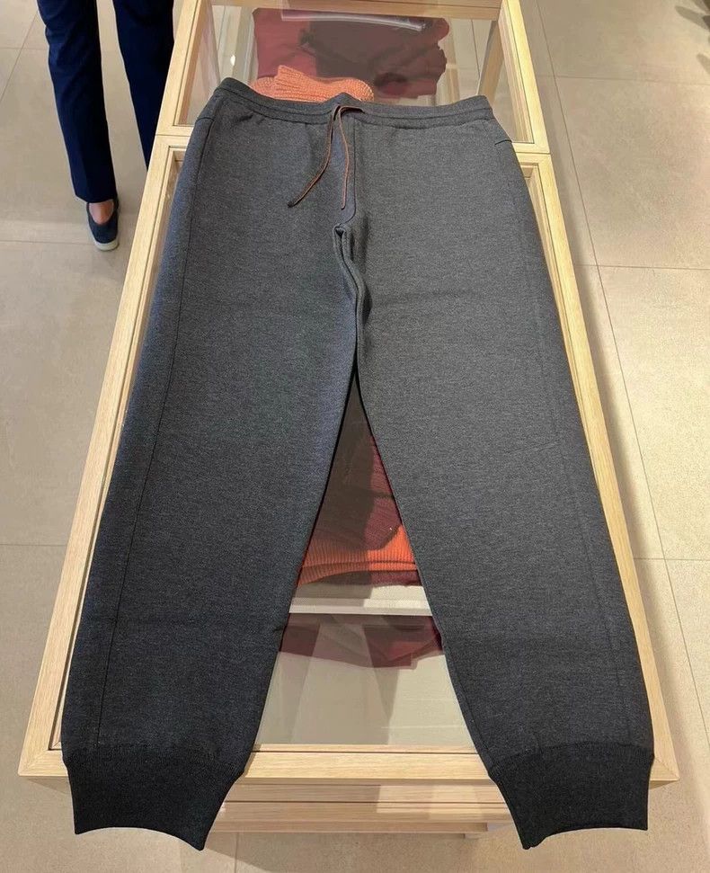Loro Piana LORO PIANA sizeL Cotton and cashmere blended sportswear Size US 30 / EU 46 - 1 Thumbnail