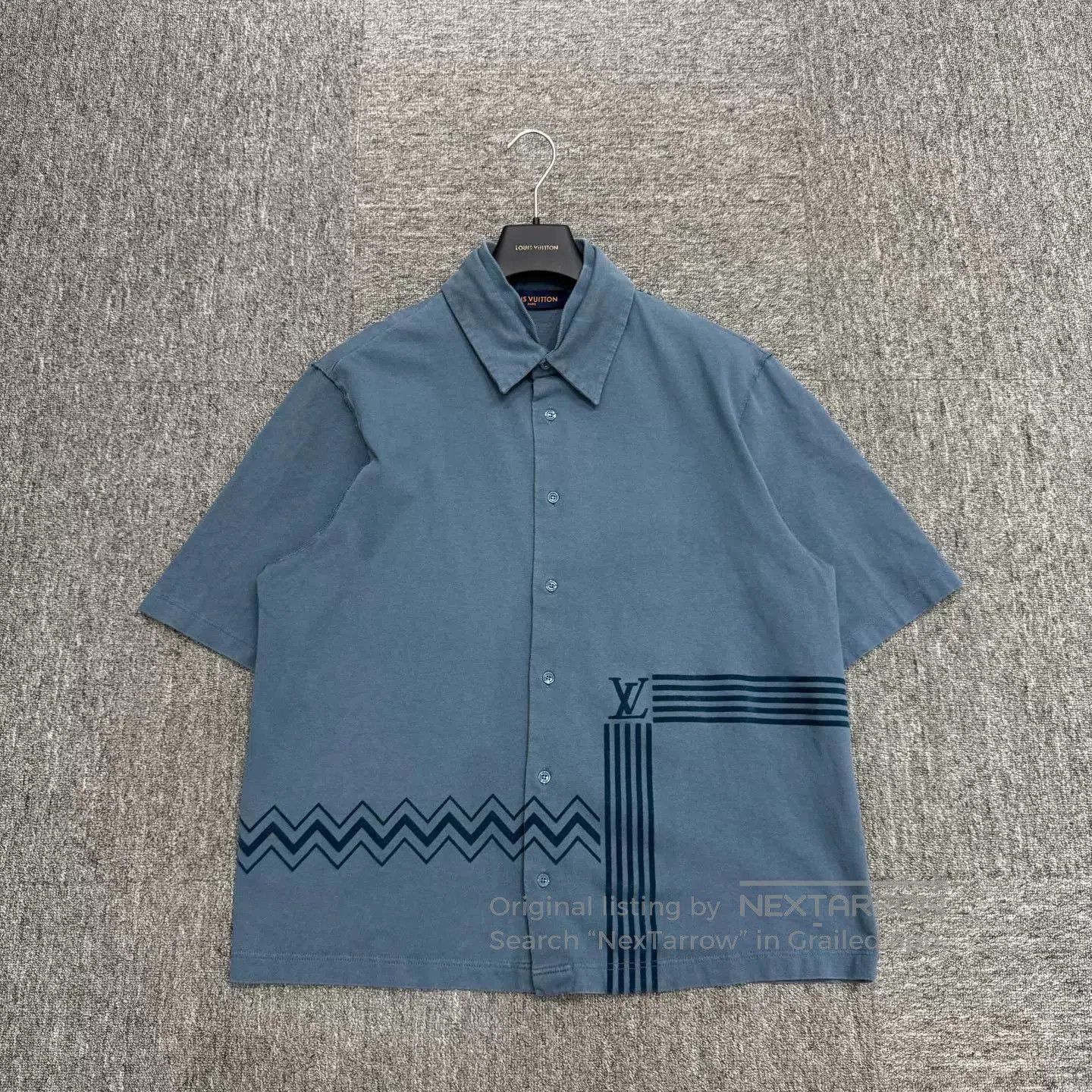 Louis Vuitton Louis Vuitton Flocked Stripe Short Sleeve. Size US L / EU 52-54 / 3 - 1 Thumbnail