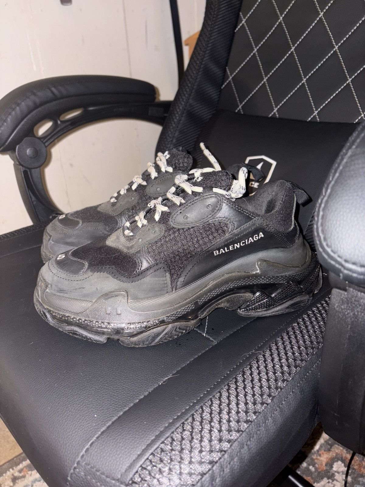 Balenciaga Balenciaga Triple S Clear sole Size US 7 / EU 40 - 1 Thumbnail