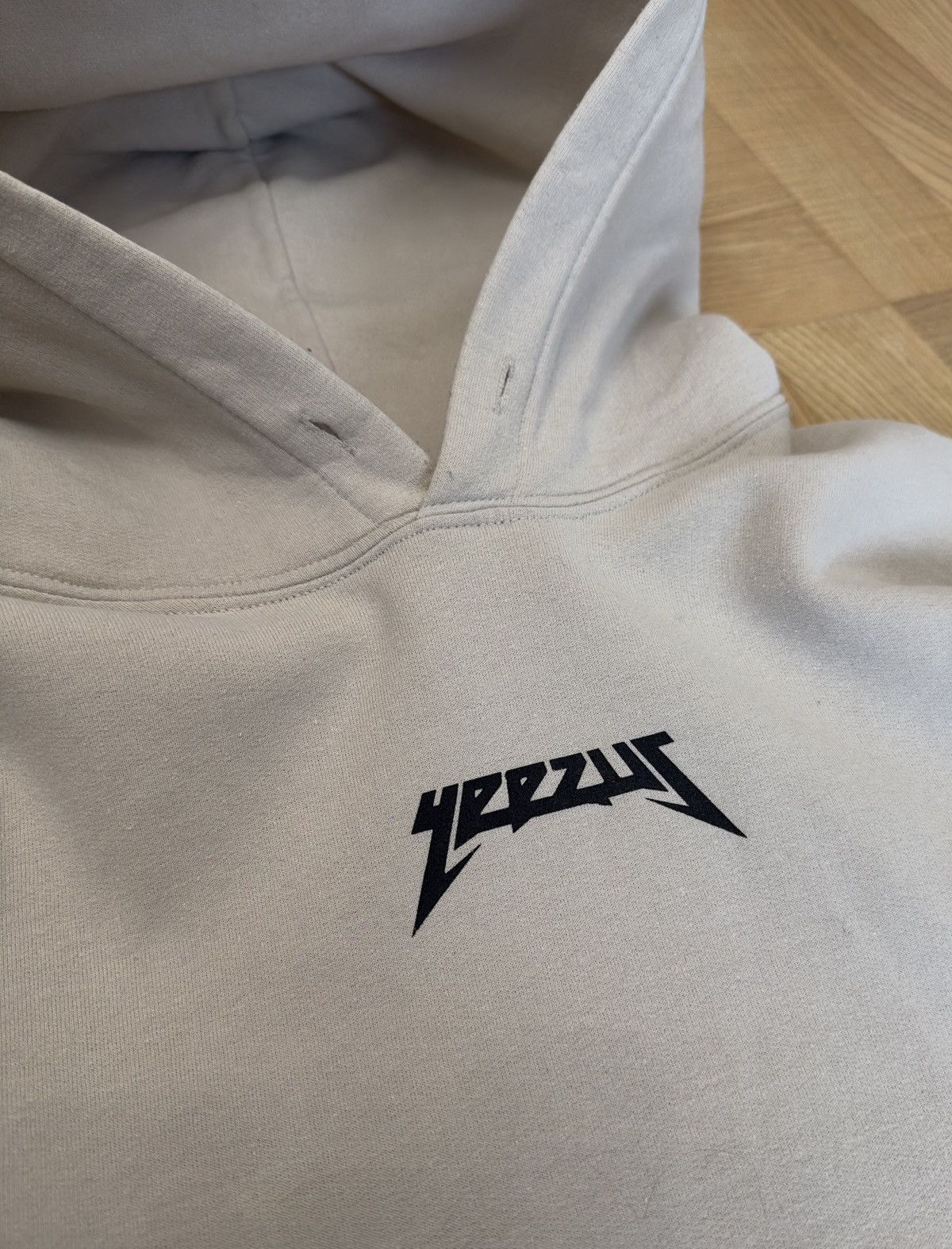 Gildan UNRELEASED Kanye West Yeezus How to Beat The Devil Hoodie Size US L / EU 52-54 / 3 - 5 Thumbnail