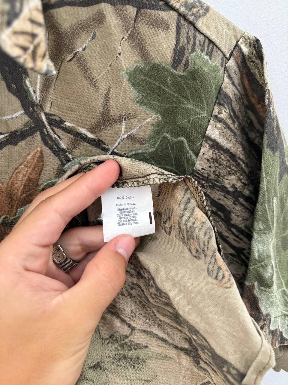 Realtree Vintage Realtree Made in USA 3D Camo Boxy Shirts Size M Size US M / EU 48-50 / 2 - 8 Thumbnail