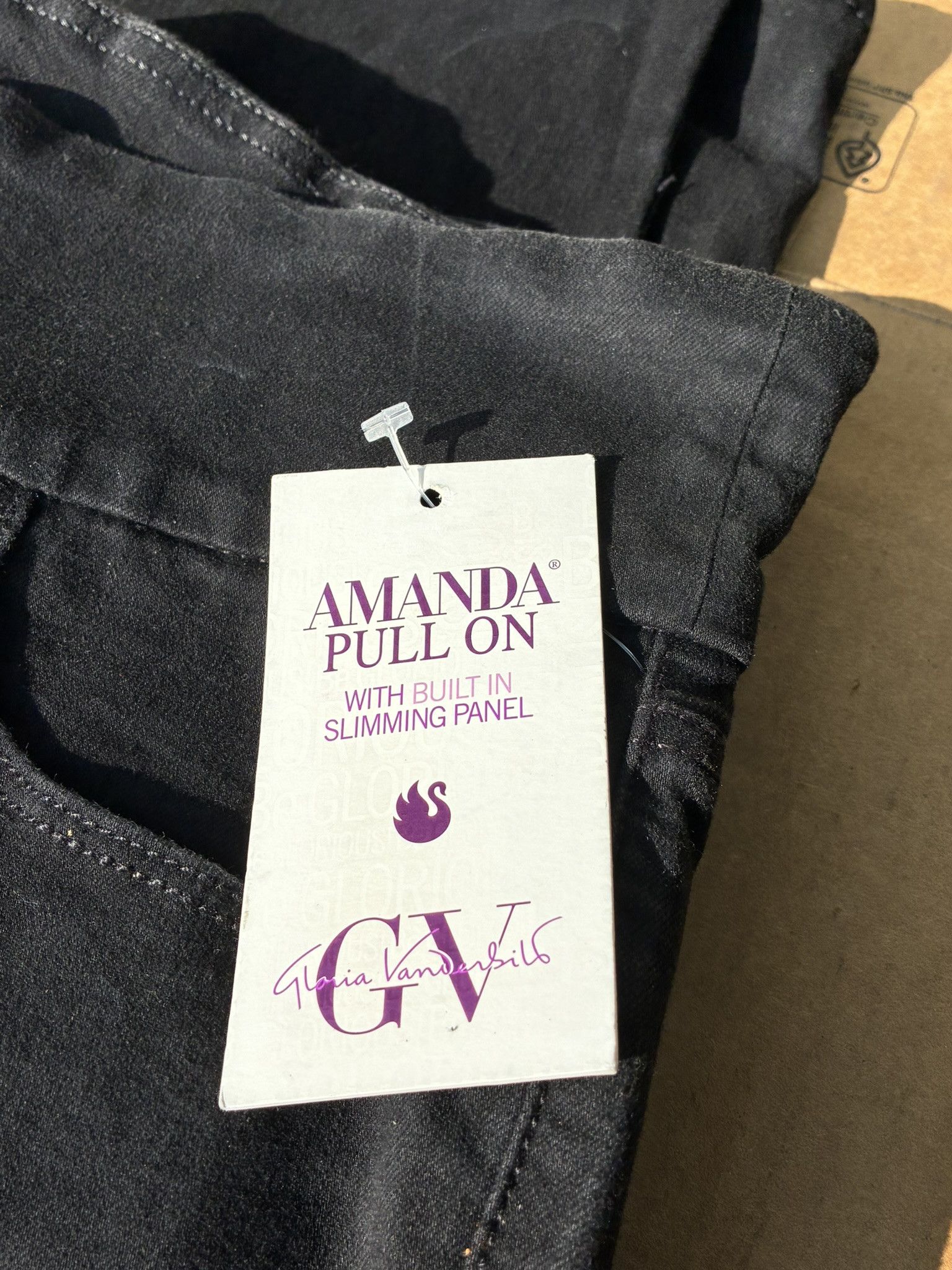 Gloria Vanderbilt Gloria Vanderbilt Amanda Pull On Jeans Slimming Panel Size 40" / US 18 - 2 Thumbnail
