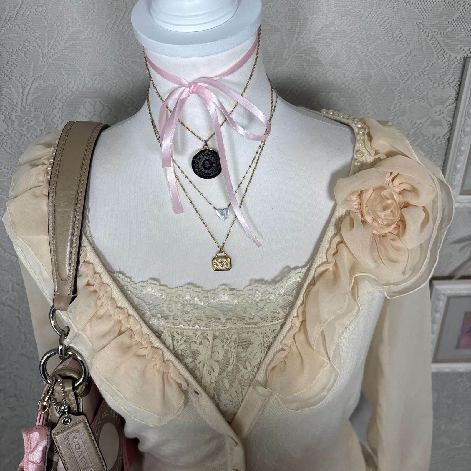 Other y2k charlottle russe coquette silk cardigan floral detailing Size M / US 6-8 / IT 42-44 - 4 Thumbnail