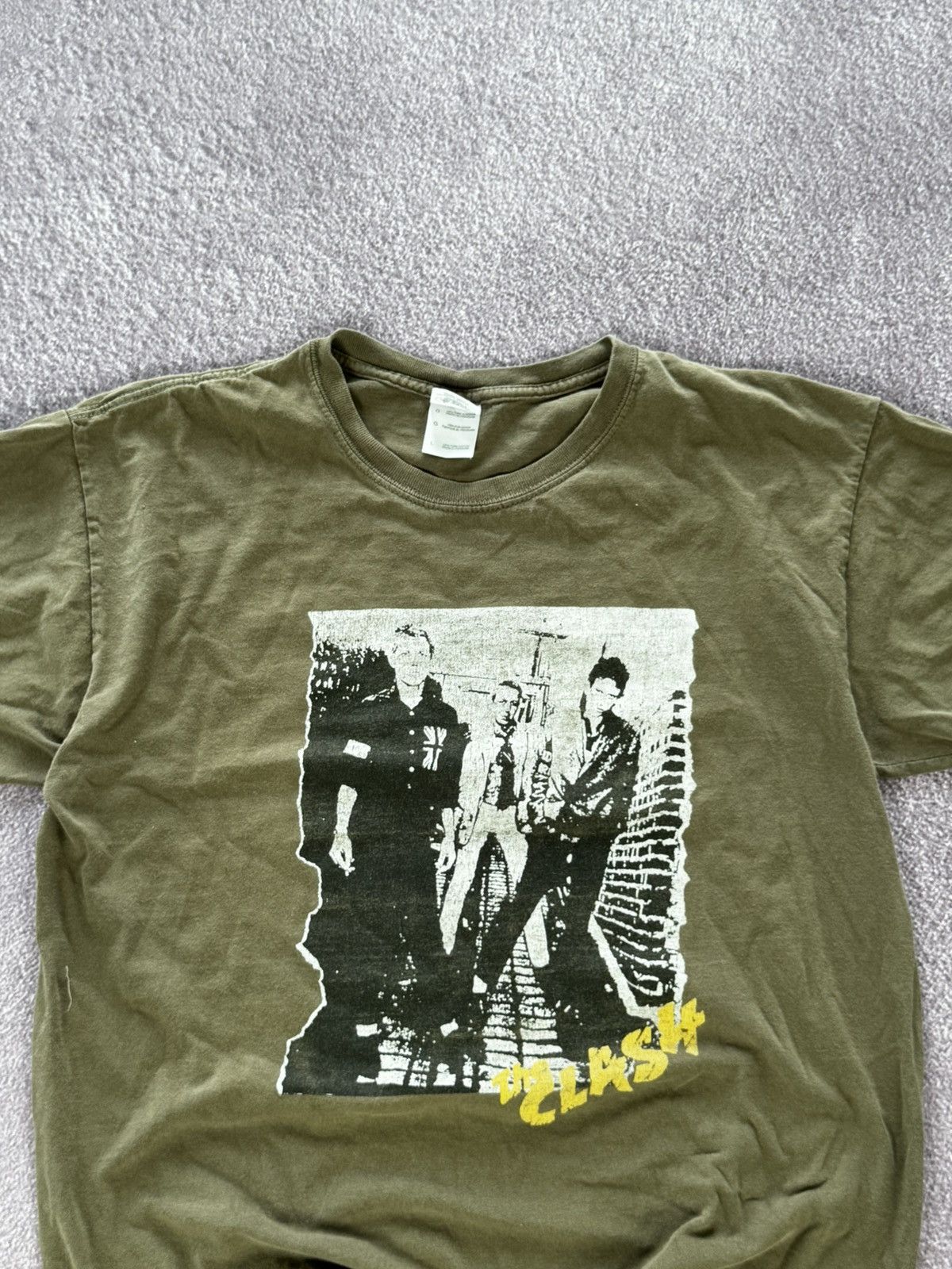 Band Tees Y2k The Clash Band Tee Men's Size L Size US L / EU 52-54 / 3 - 2 Thumbnail