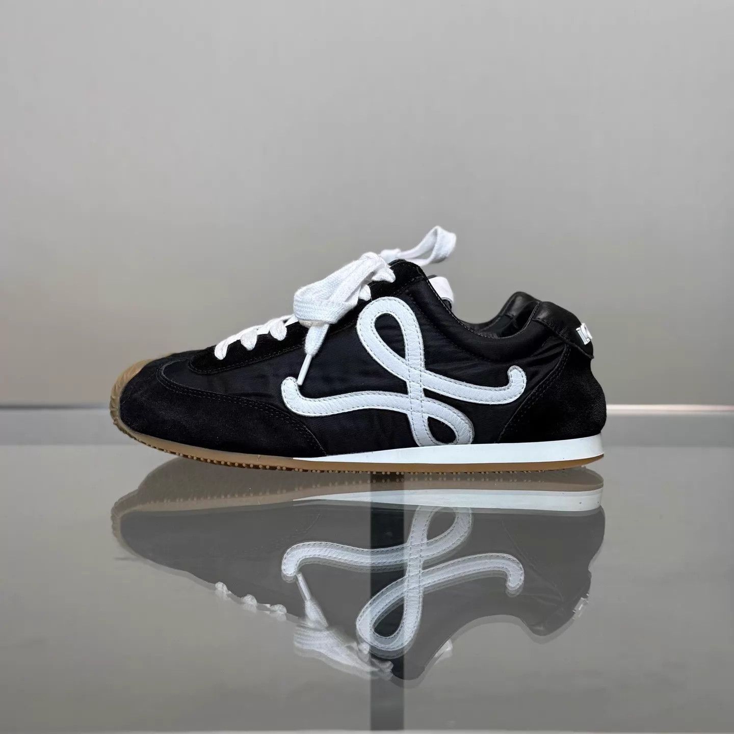 Loewe Loewe Ballet Runner 2.0 women's Black 37 98 Size US 6.5 / IT 36.5 - 5 Thumbnail