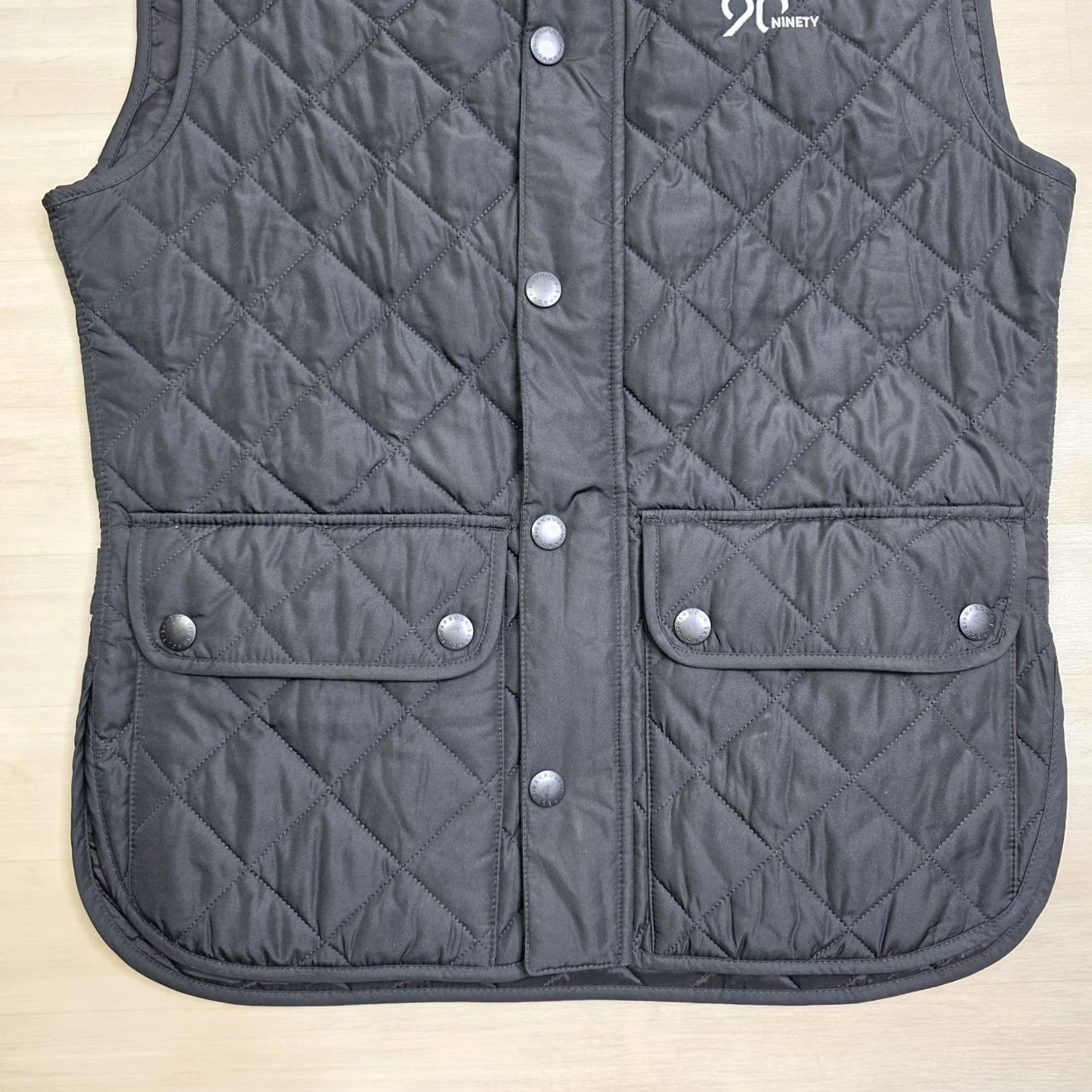 Barbour Barbour Lowerdale Gilet Black Quilted Vest Full Zip Snap 90 Ninety Size Medium Mens Vest Quilted Barbour Full Zip Snap Black M Size US M / EU 48-50 / 2 - 4 Thumbnail