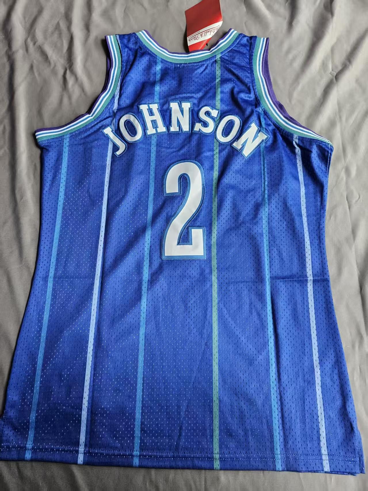 NBA #2 Larry Johnson Jersey Hornets 1994 95 Size US L / EU 52-54 / 3 - 2 Thumbnail