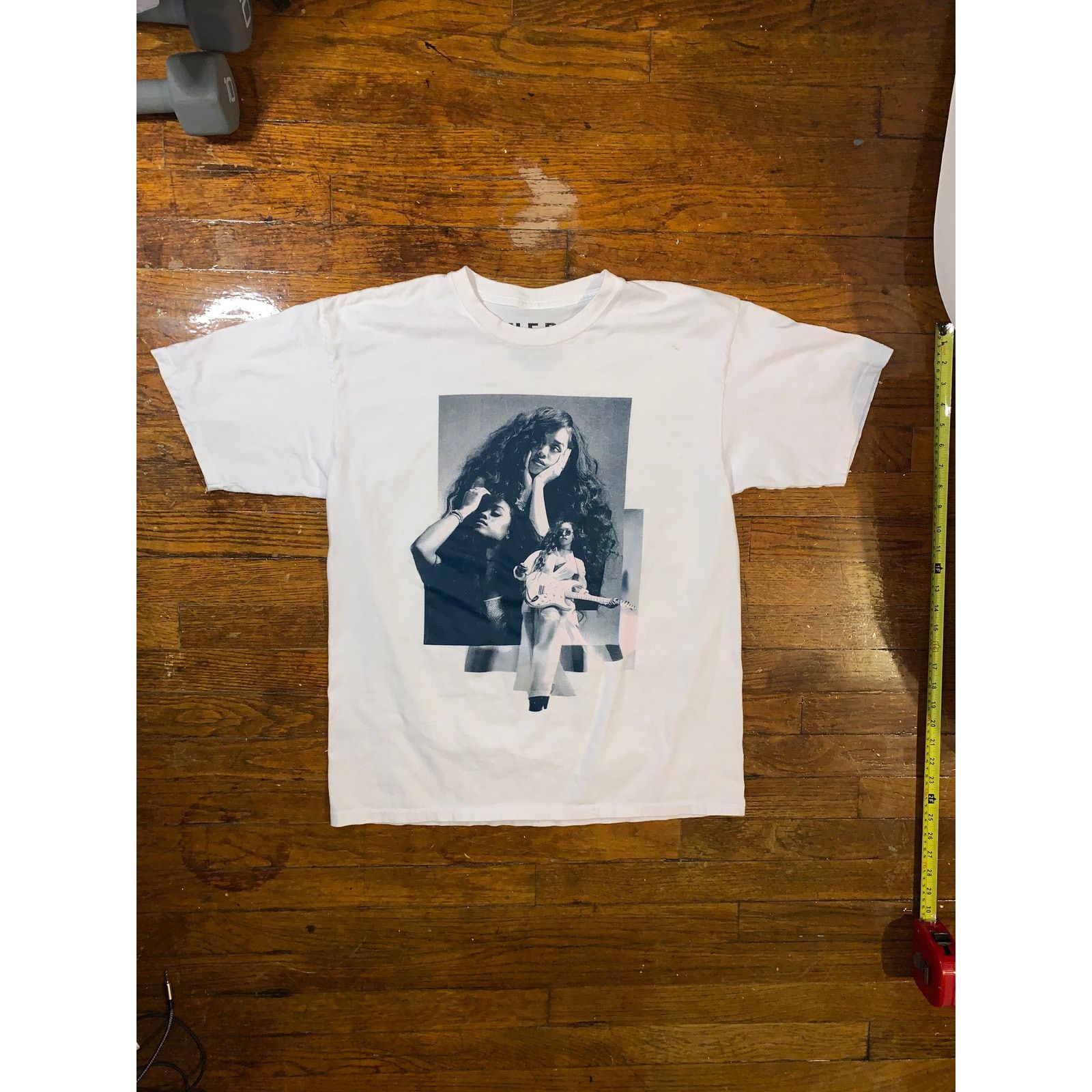 Band Tees × Other H.E.R. T Shirt Large White R&B Singer Graphic Tee Cotton Size M / US 6-8 / IT 42-44 - 4 Thumbnail