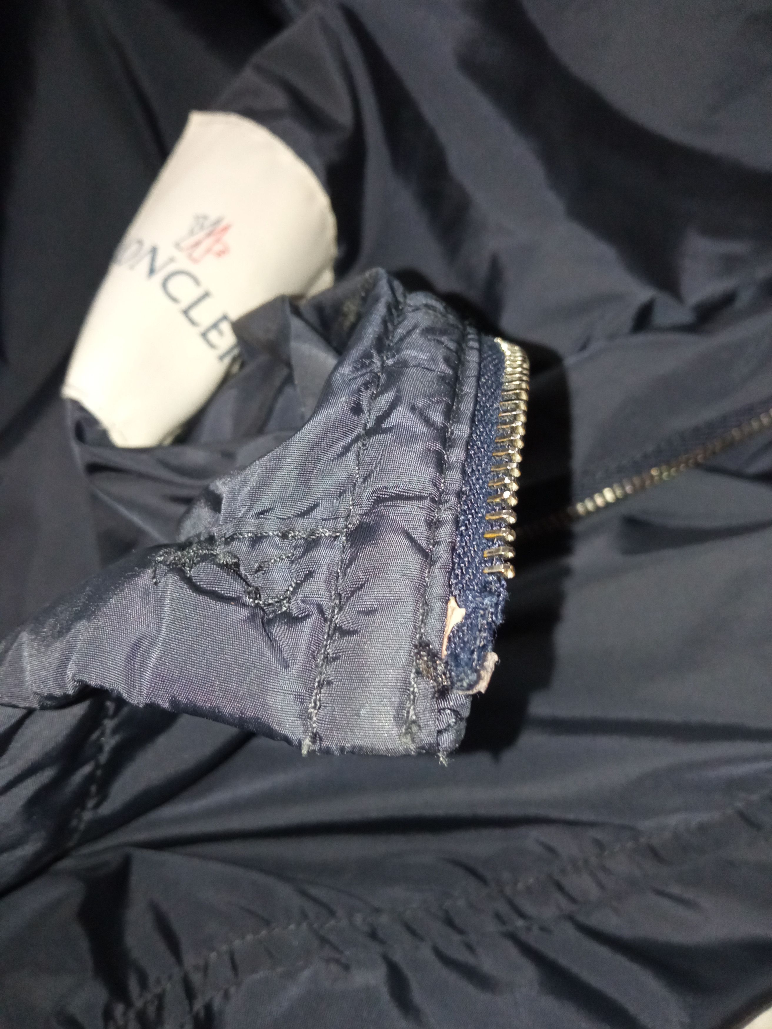 Moncler Moncler triple logo light jacket Size US L / EU 52-54 / 3 - 10 Thumbnail