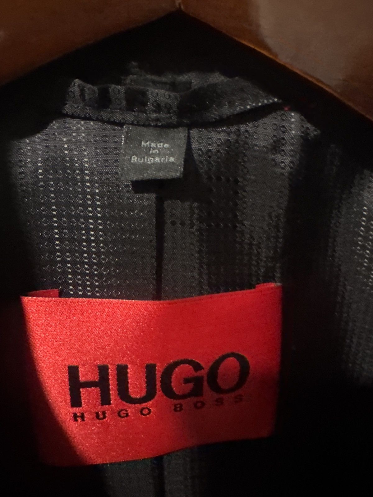 Hugo Boss Two piece slim fit Hugo Boss suit. 38r 30w Size 38R - 6 Thumbnail