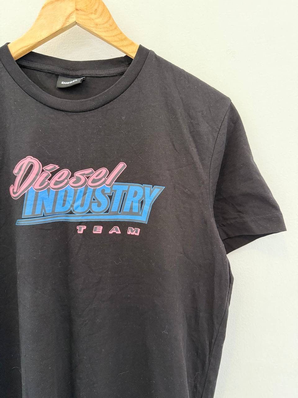 Diesel Men’s Diesel Industry Big Logo black y2k designer tee Size US M / EU 48-50 / 2 - 4 Thumbnail