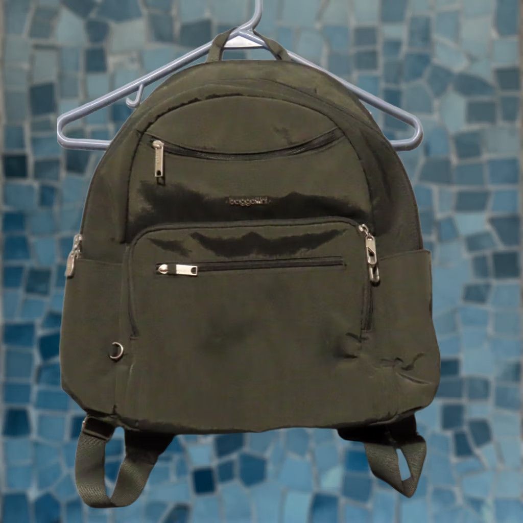 Vintage READ Baggallini All Over Laptop Backpack Charcoal Gray Ladies Medium Nylon Backpack Woman Gray Charcoal Laptop Padded Zipper Size ONE SIZE - 1 Thumbnail