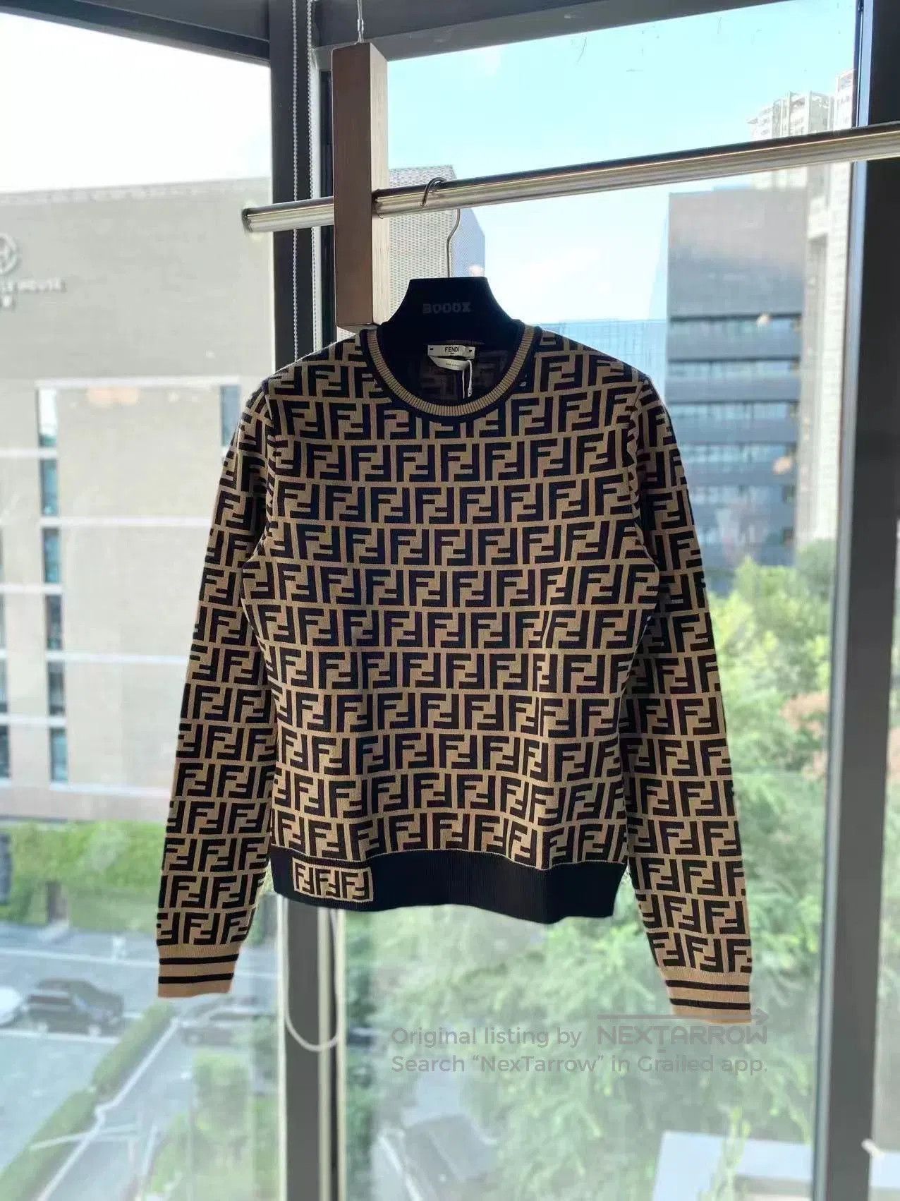 Fendi Fendilong. Size US XXS / EU 40 - 2 Thumbnail