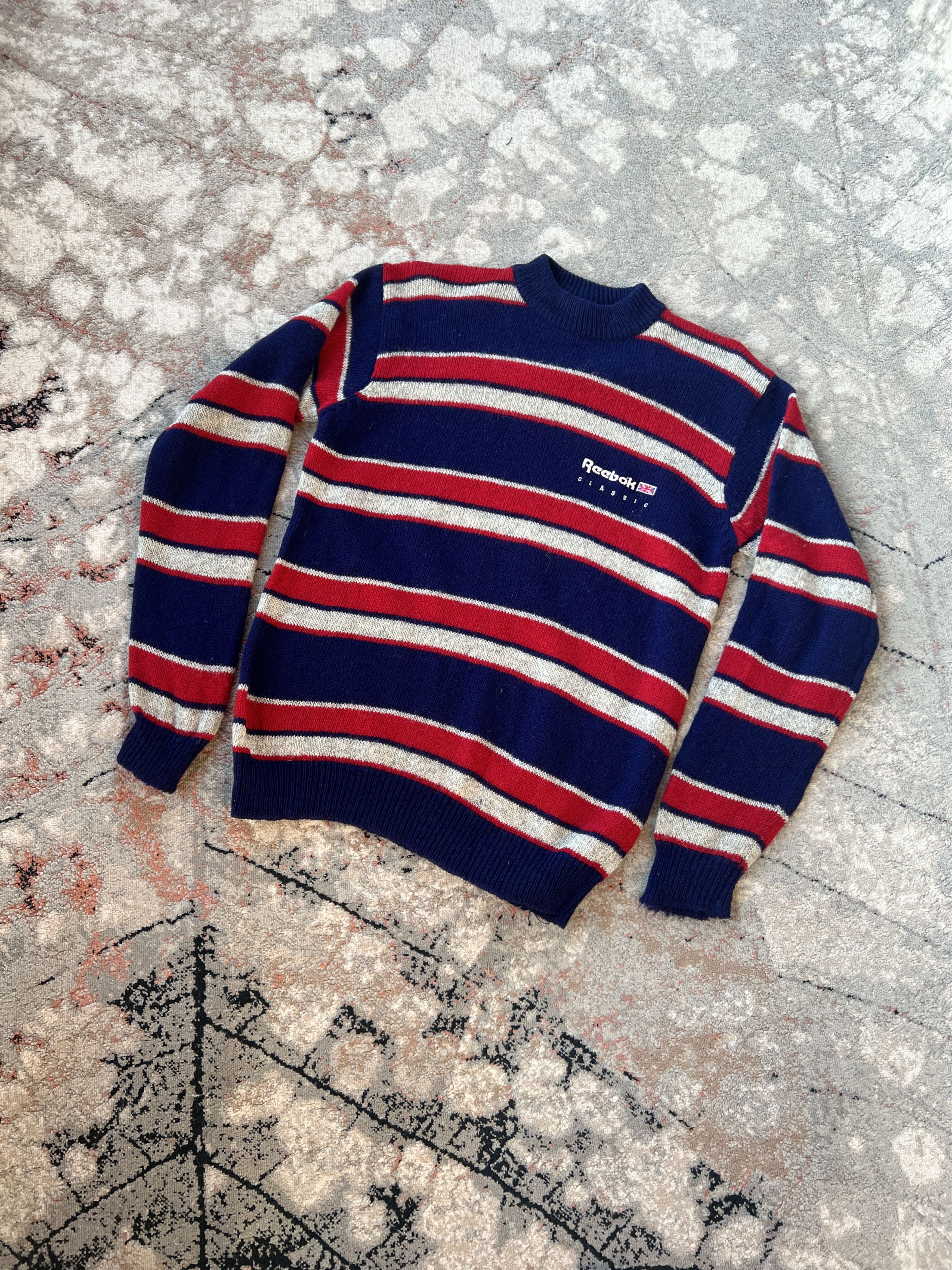 Reebok Vintage Reebok Classic Wool Sweater Size US S / EU 44-46 / 1 - 1 Thumbnail