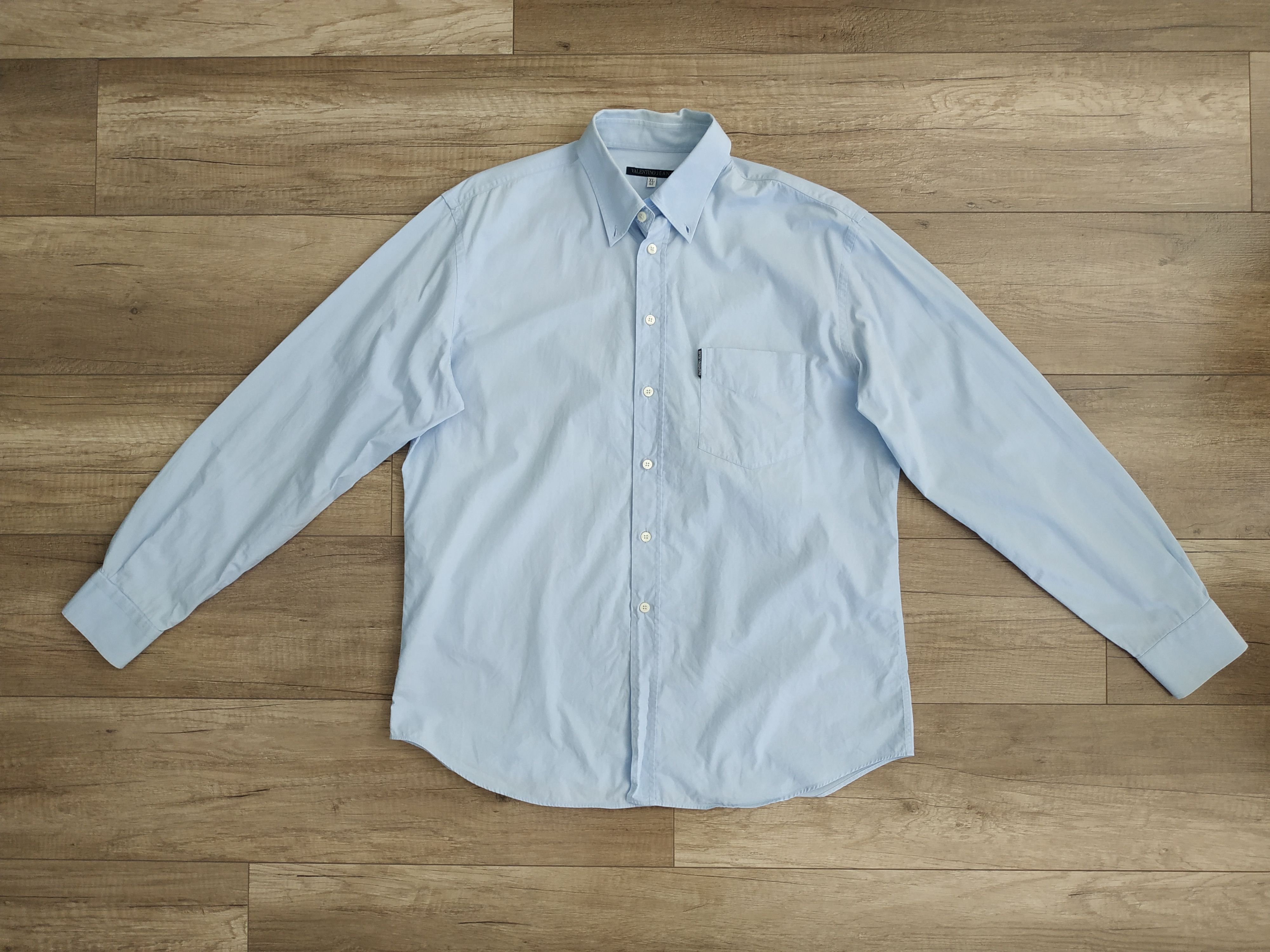 Valentino Valentino Garavani Men's Vintage Shirt, s. XL IT 52 Size US XL / EU 56 / 4 - 1 Thumbnail