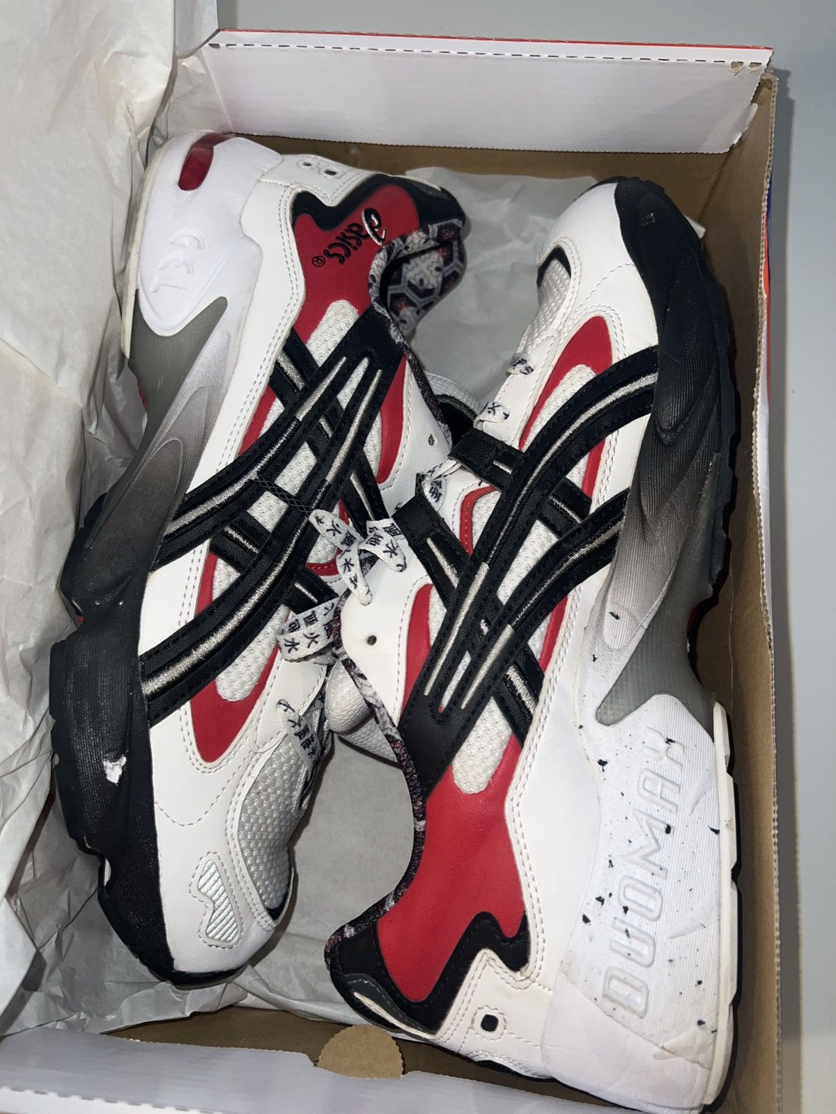 Asics Gel ASICS Size US 10 / EU 43 - 2 Thumbnail