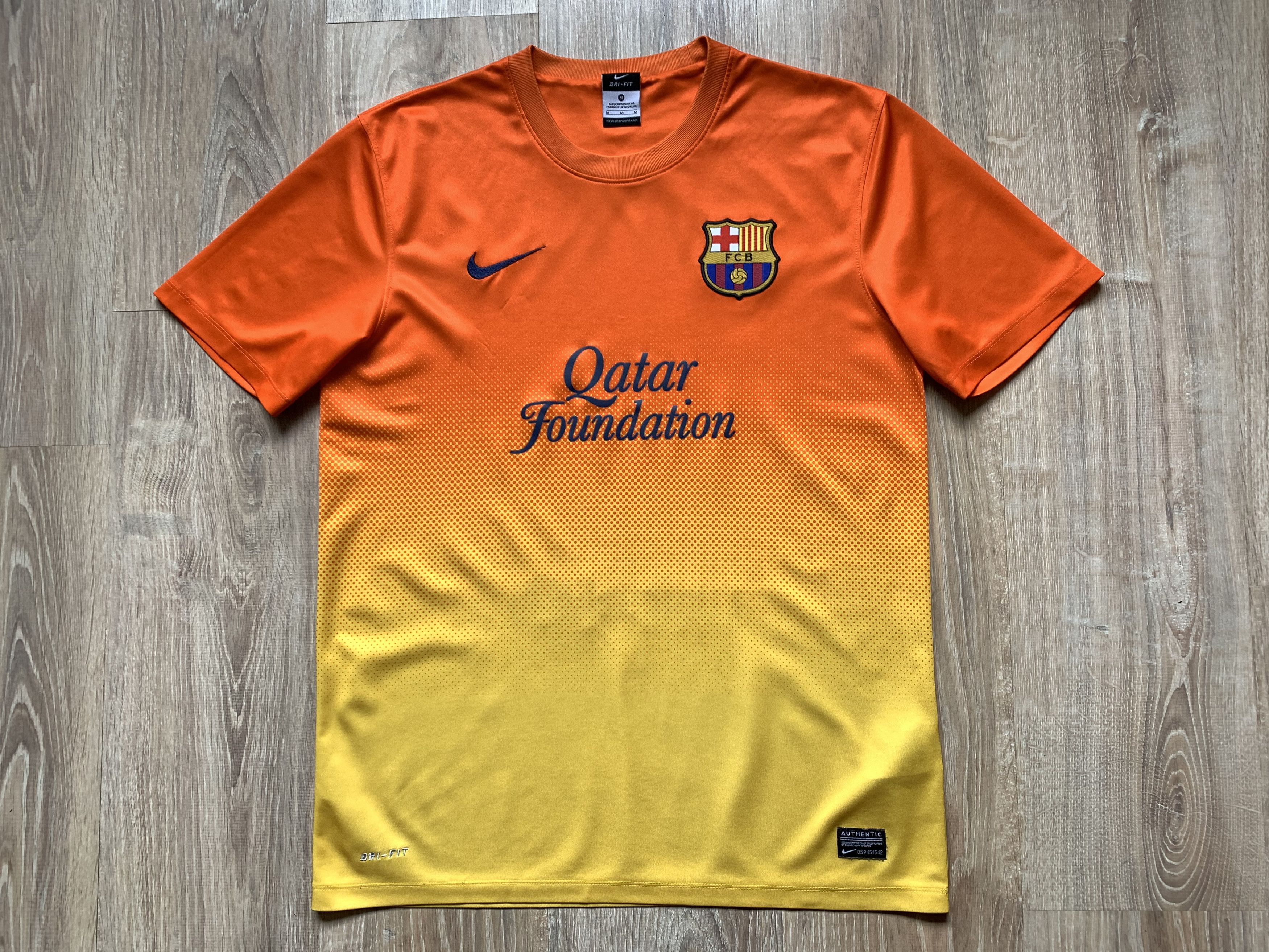 Nike × Vintage Vintage Nike Barcelona Basic Away Shirt 2012-2013 Size US M / EU 48-50 / 2 - 3 Thumbnail