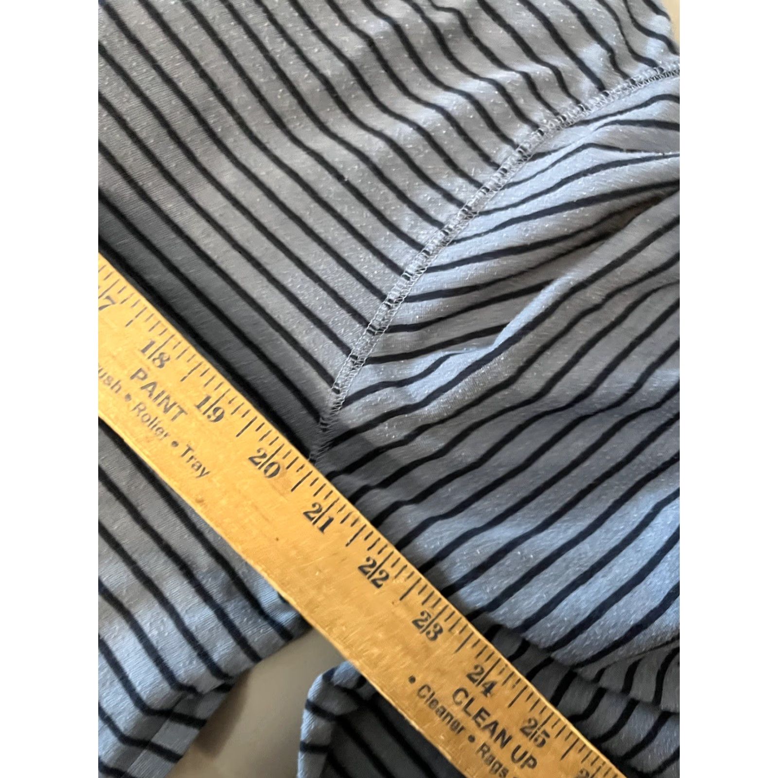 Old Navy Old Navy Mens Crew Neck Long Sleeve Shirt XL Blue Striped Size US XL / EU 56 / 4 - 5 Thumbnail