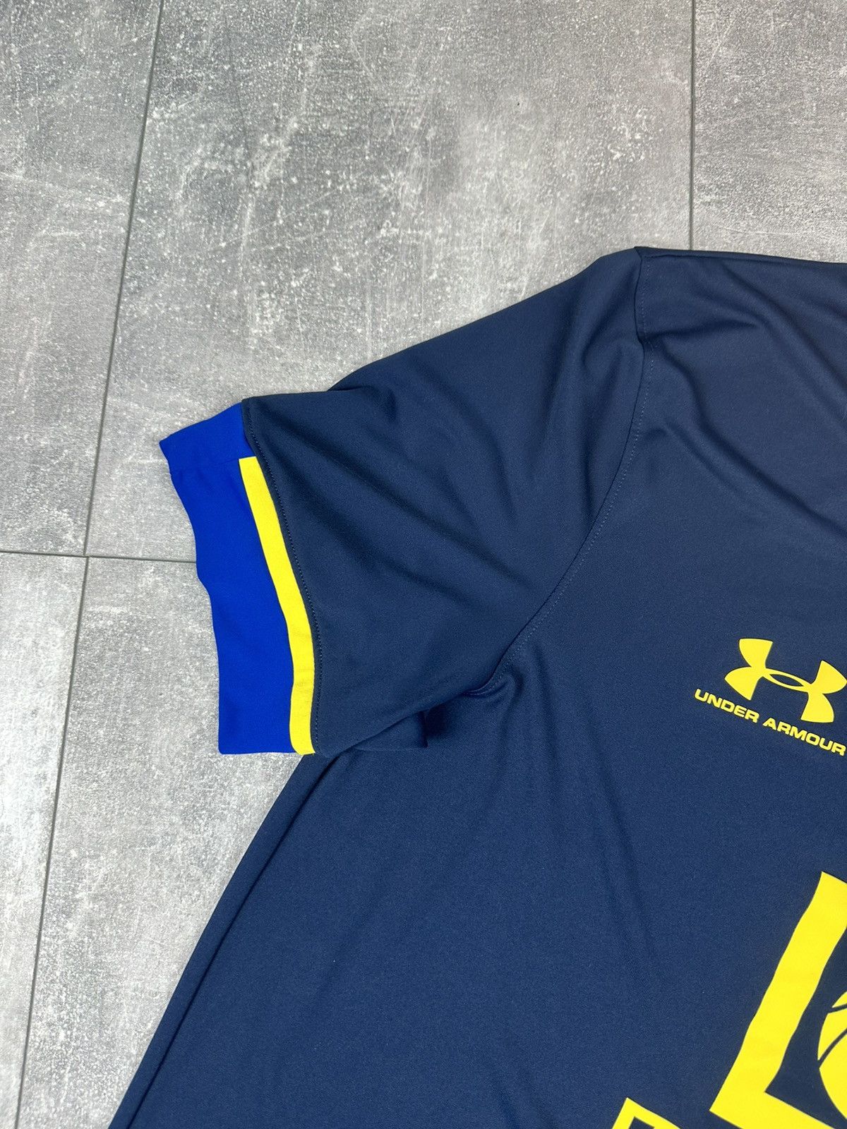 Under Armour Under Armour Southampton FC 2020/21 Away Soccer Jersey Size US L / EU 52-54 / 3 - 7 Thumbnail