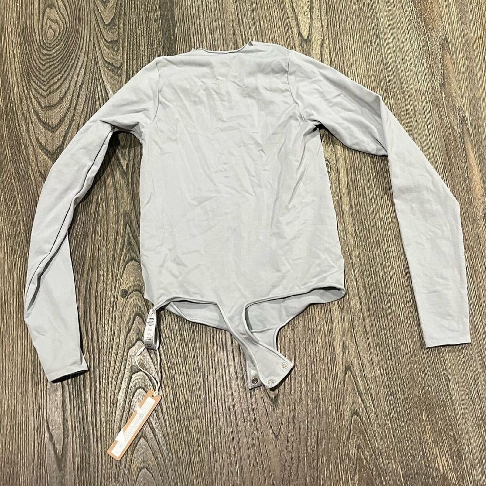 SKIMS NWT Skims Essential Crew Neck Bodysuit Satin Size S-M Size S / US 4 / IT 40 - 5 Thumbnail