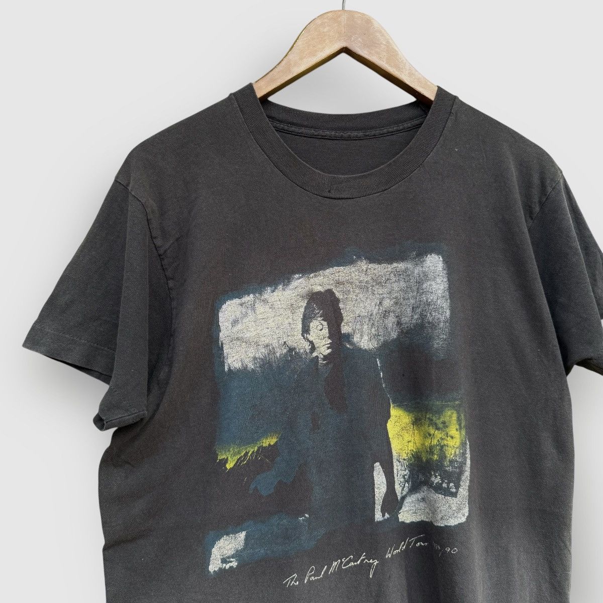 Band Tees Paul McCartney World Tour 89/90’s T-shirt Vintage Size US XL / EU 56 / 4 - 7 Thumbnail