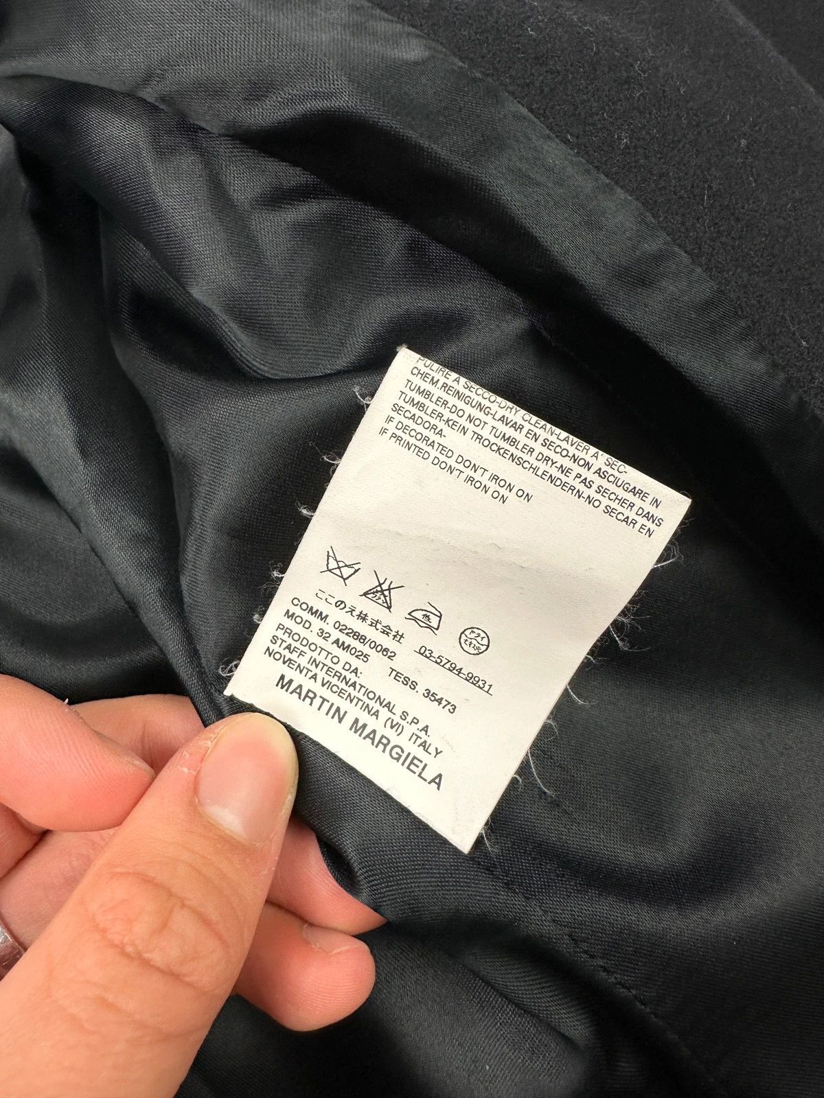 Maison Margiela Margiela Line6 FW06 Black Wool Short Double-Breasted Jacket Size M / US 6-8 / IT 42-44 - 16 Thumbnail
