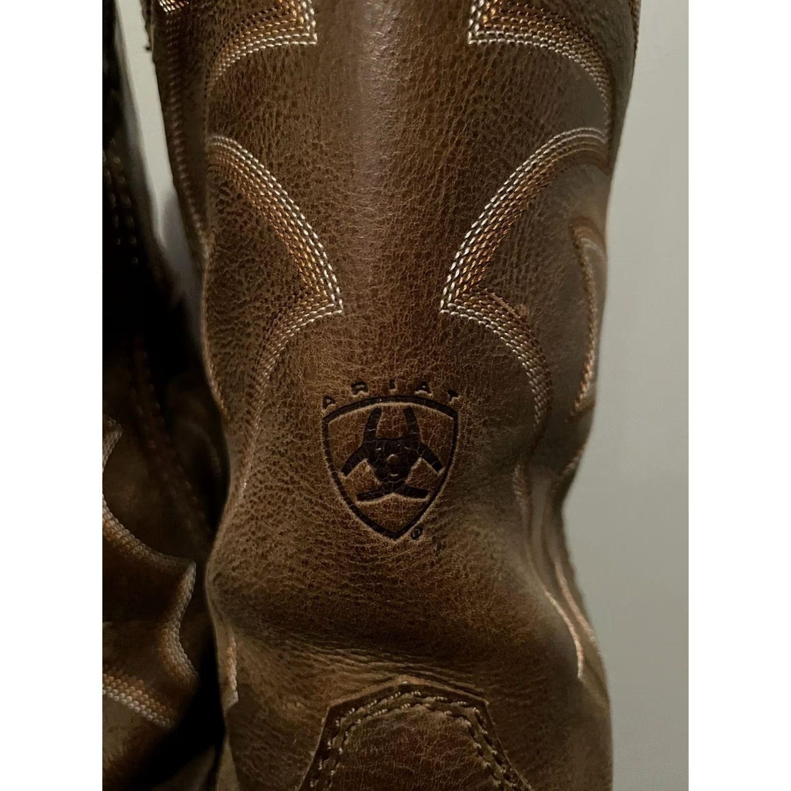 Ariat ARIAT HERITAGE Western Boot Size 11.5D Men Leather Brown Cowboy Style Footwear Shoes US 11.5 / EU 45 Size US 11 / EU 44 - 3 Thumbnail
