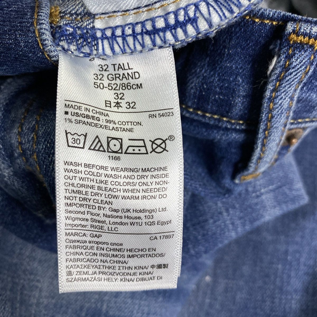 Gap Gap Jeans Woman's Sz 32 Tall Best Girlfriend Paint EUC Size 32" / US 10 / IT 46 - 9 Thumbnail