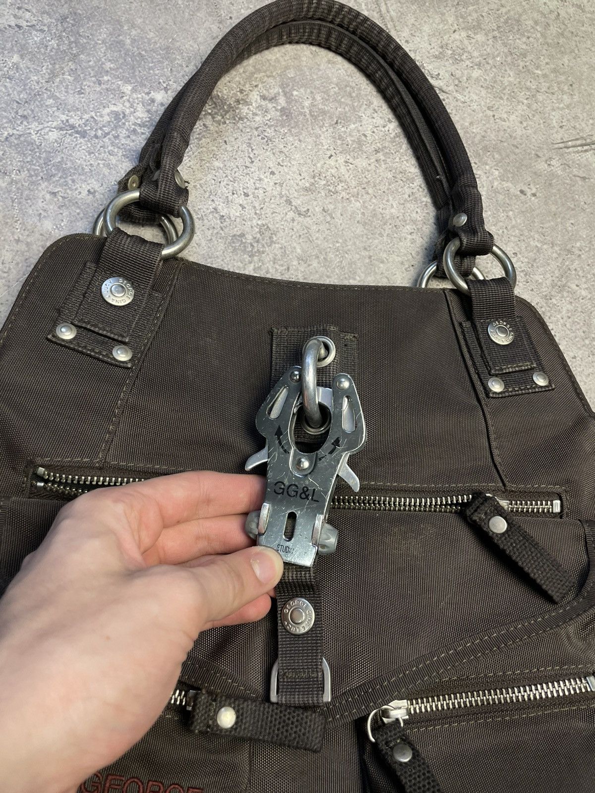 George Gina & Lucy Vintage George Gina & Lucy GGL Chic Stalker y2k bag Size ONE SIZE - 4 Thumbnail