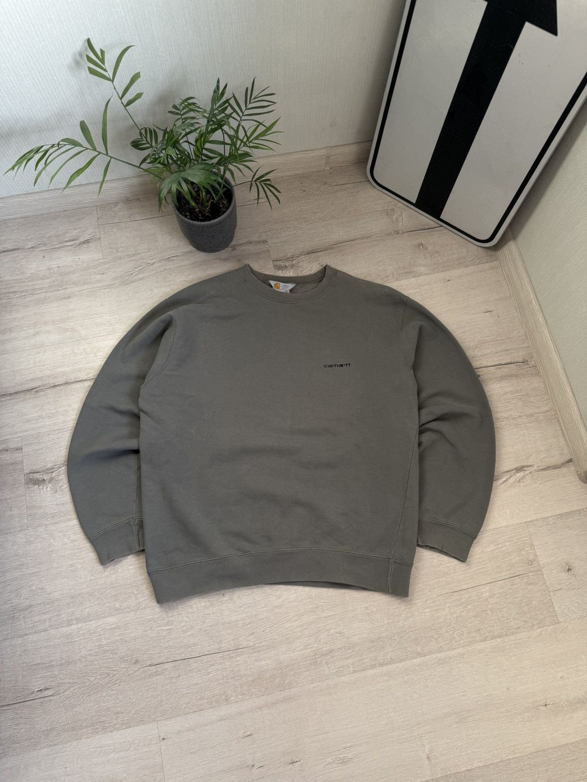 Carhartt × Vintage Vintag 90s Carhartt Wip Sweatshirt Small Logo Minimalist Y2k Size US L / EU 52-54 / 3 - 1 Thumbnail