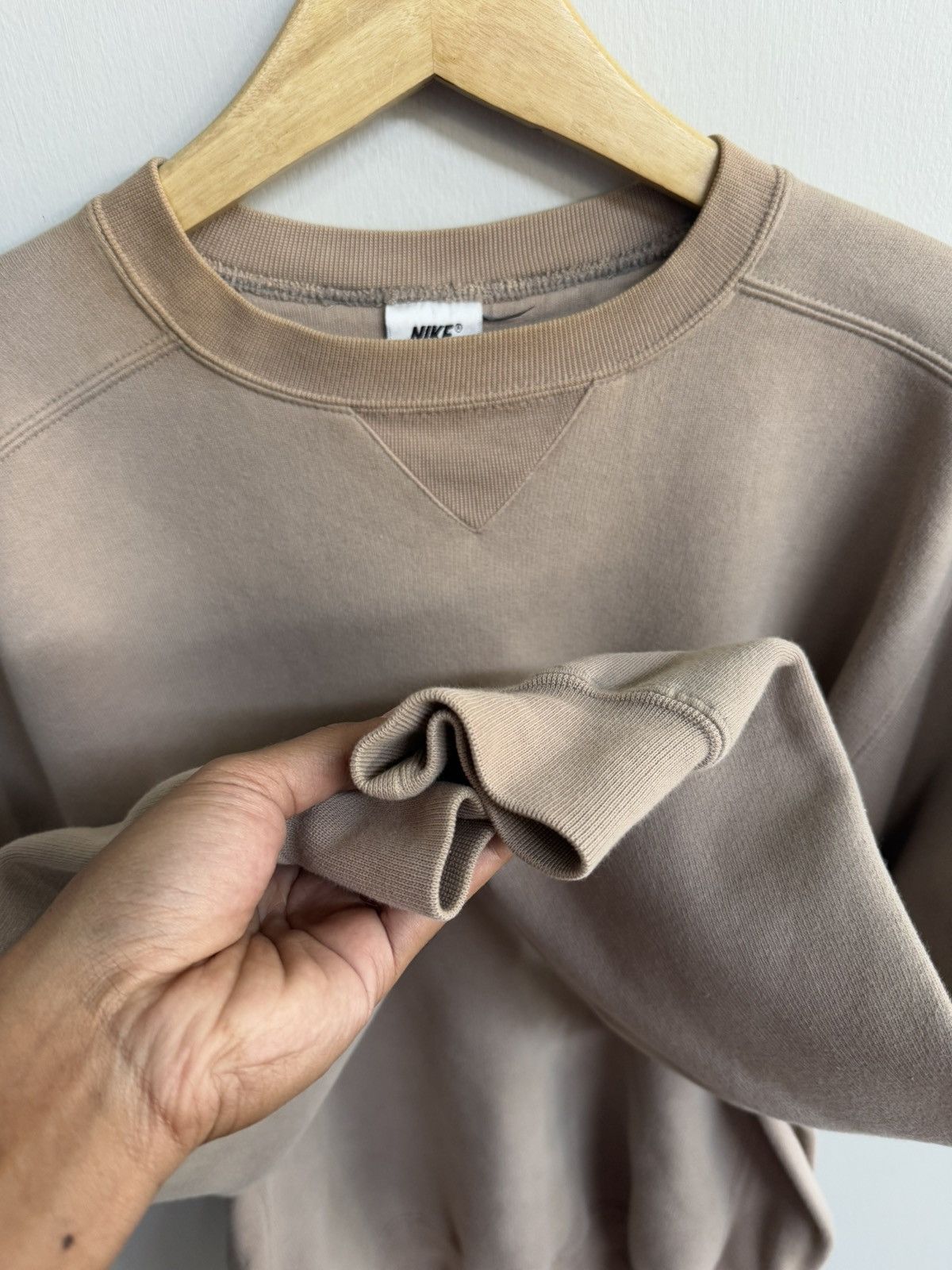 Nike VINTAGE NIKE 90’S SWEATSHIRT TRAVIS SCOTT COLOUR BROWN Size US S / EU 44-46 / 1 - 3 Thumbnail