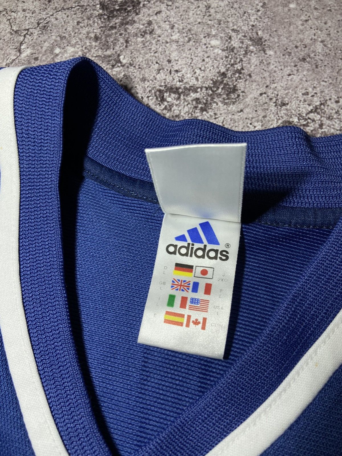 Vintage 💥Newcastle United 2001 Vintage Adidas Home Jersey T-shirt‼️ Size US L / EU 52-54 / 3 - 8 Thumbnail