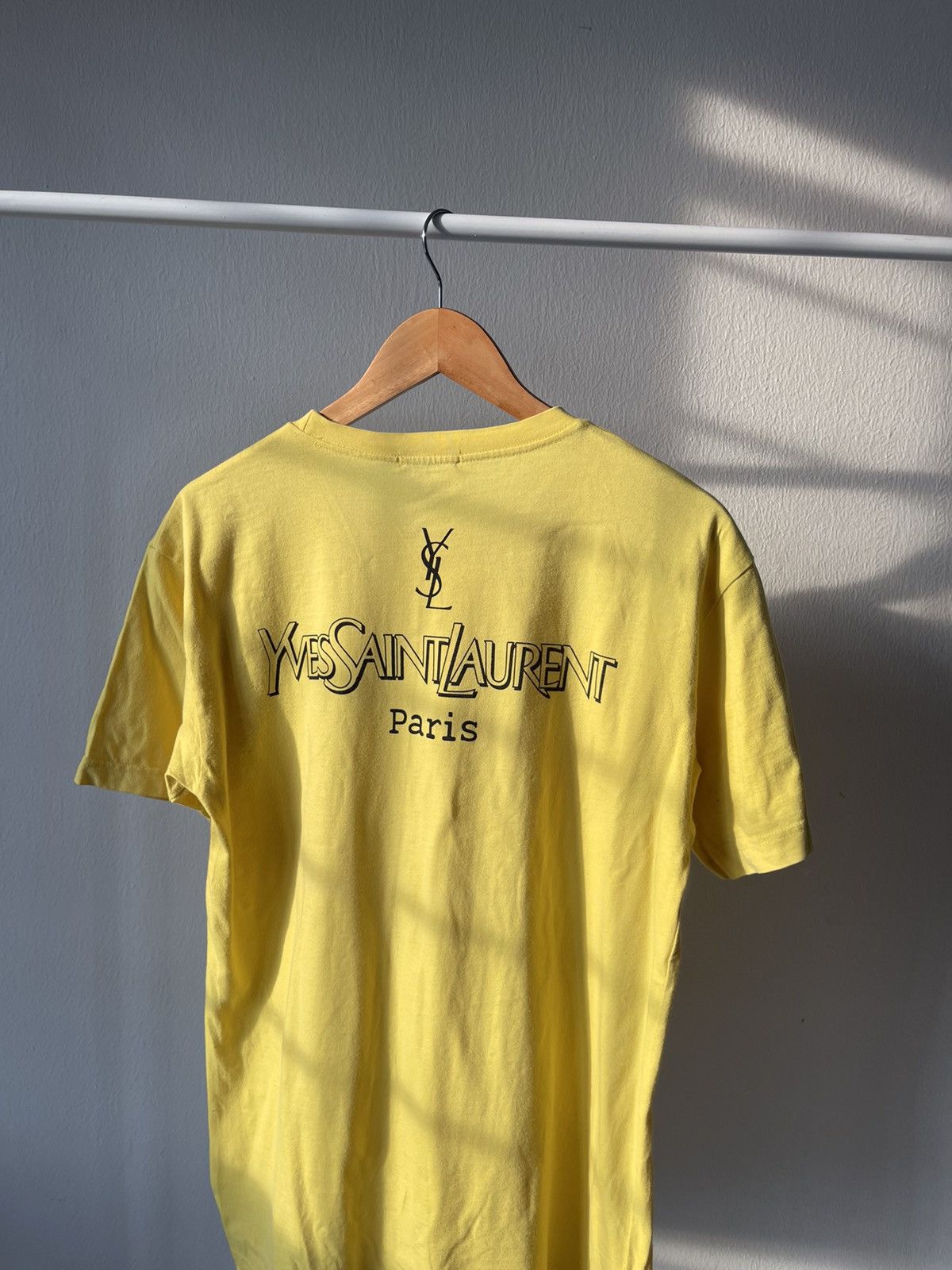 Yves Saint Laurent 90s Yves Saint Laurent Paris Back Logo Tee Size US M / EU 48-50 / 2 - 8 Thumbnail
