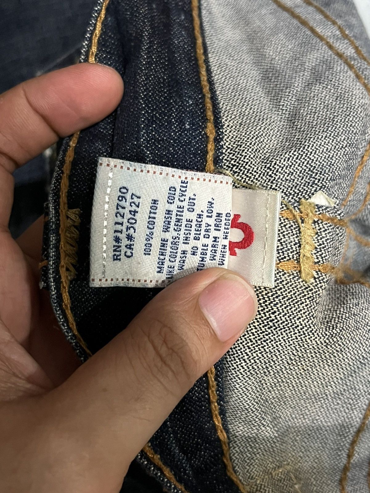 True Religion Vintage True Religion Dark Blue Distress Heavy Whisker Jeans Size US 30 / EU 46 - 17 Thumbnail