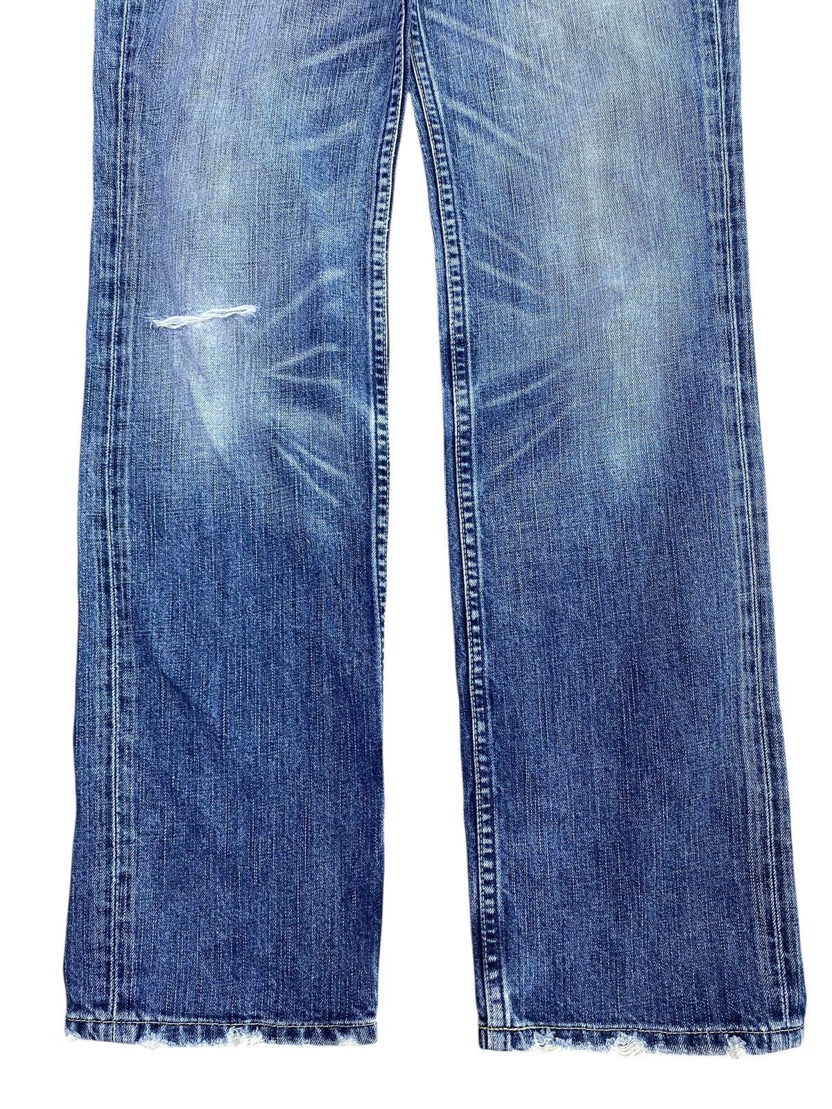 Levi's Vintage Levi’s Whiskers Faded Wash Style Loose Jeans Size US 30 / EU 46 - 9 Thumbnail