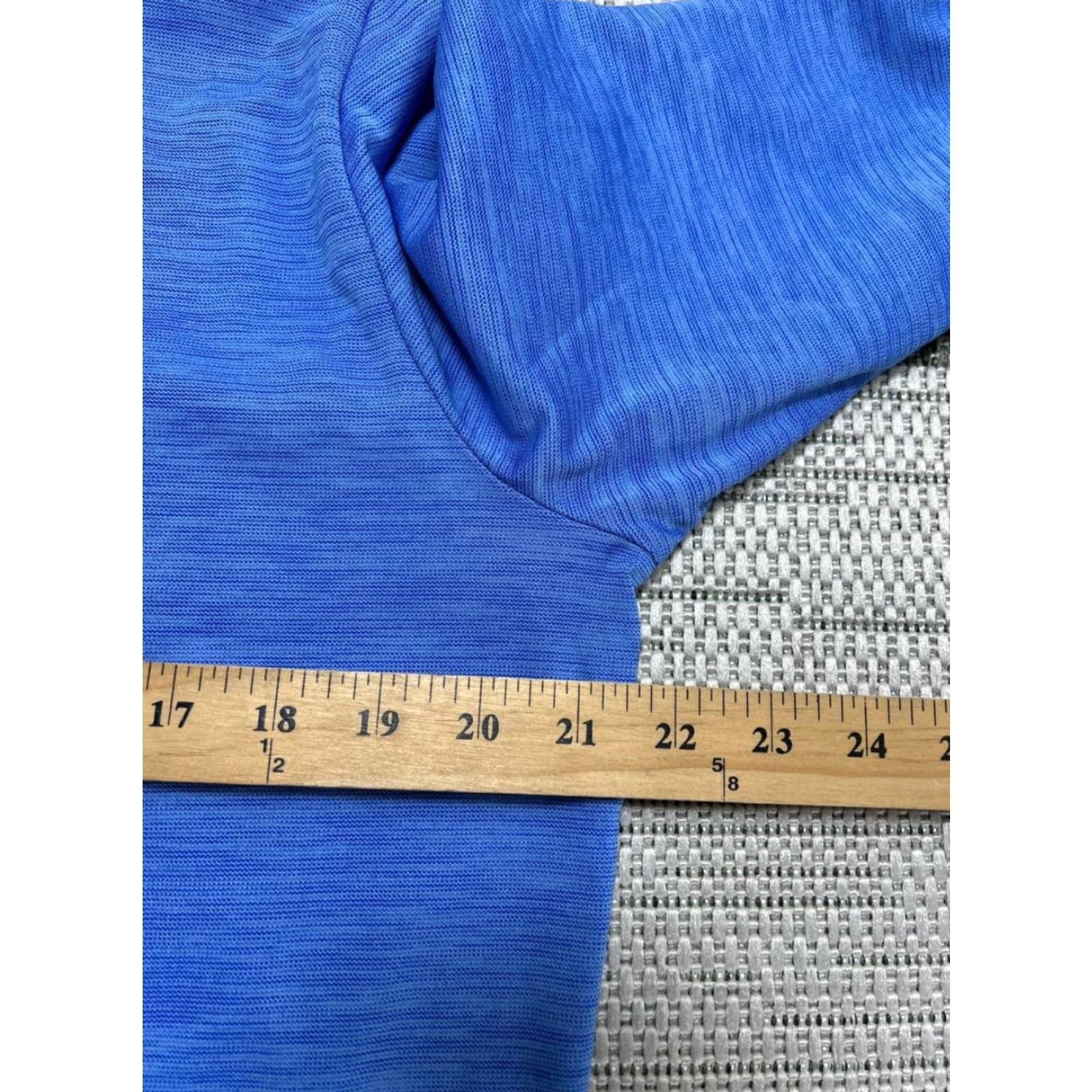 Under Armour Under Armour Hoodie Womens XL Blue Stretch Loose Fit Heatgear Athletic Running Size XL / US 12-14 / IT 48-50 - 7 Thumbnail