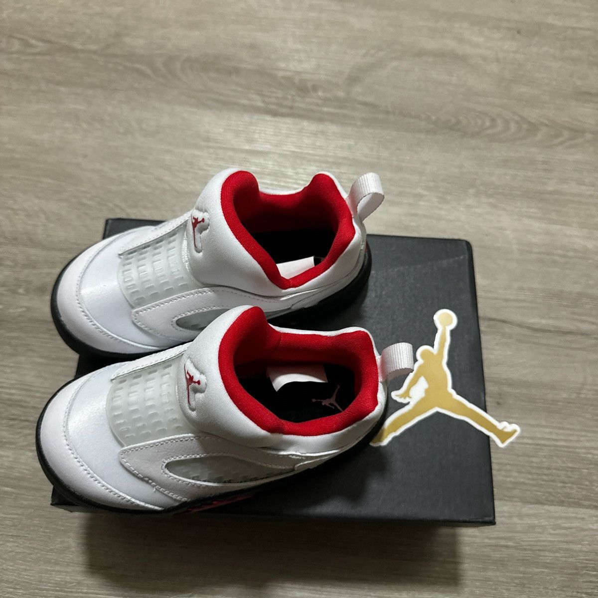 Jordan Brand Air Jordan 5 Retro little flex / white uni red blk size 9c Size US 5 / EU 37 - 2 Thumbnail