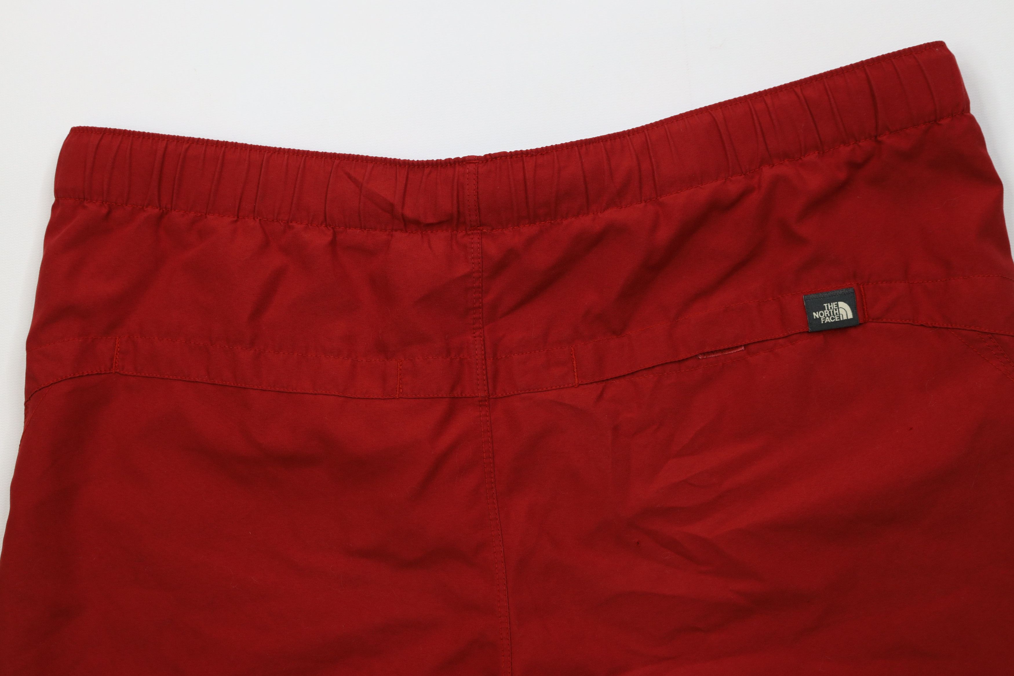 The North Face Vintage Y2K The North Face Above Knee Trekking Hiking Shorts Size US 36 / EU 52 - 10 Thumbnail