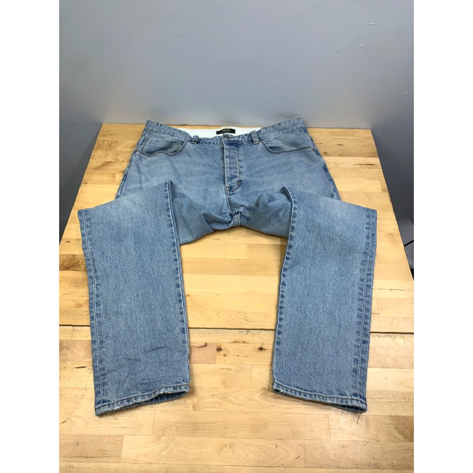 Vintage Neuw Denim Jeans Men 36x32 Blue Tapered Fit Button Fly 5-Pocket Regular Size 36 Streetwear Casual Denim Jeans Mens Size US 36 / EU 52 - 6 Thumbnail