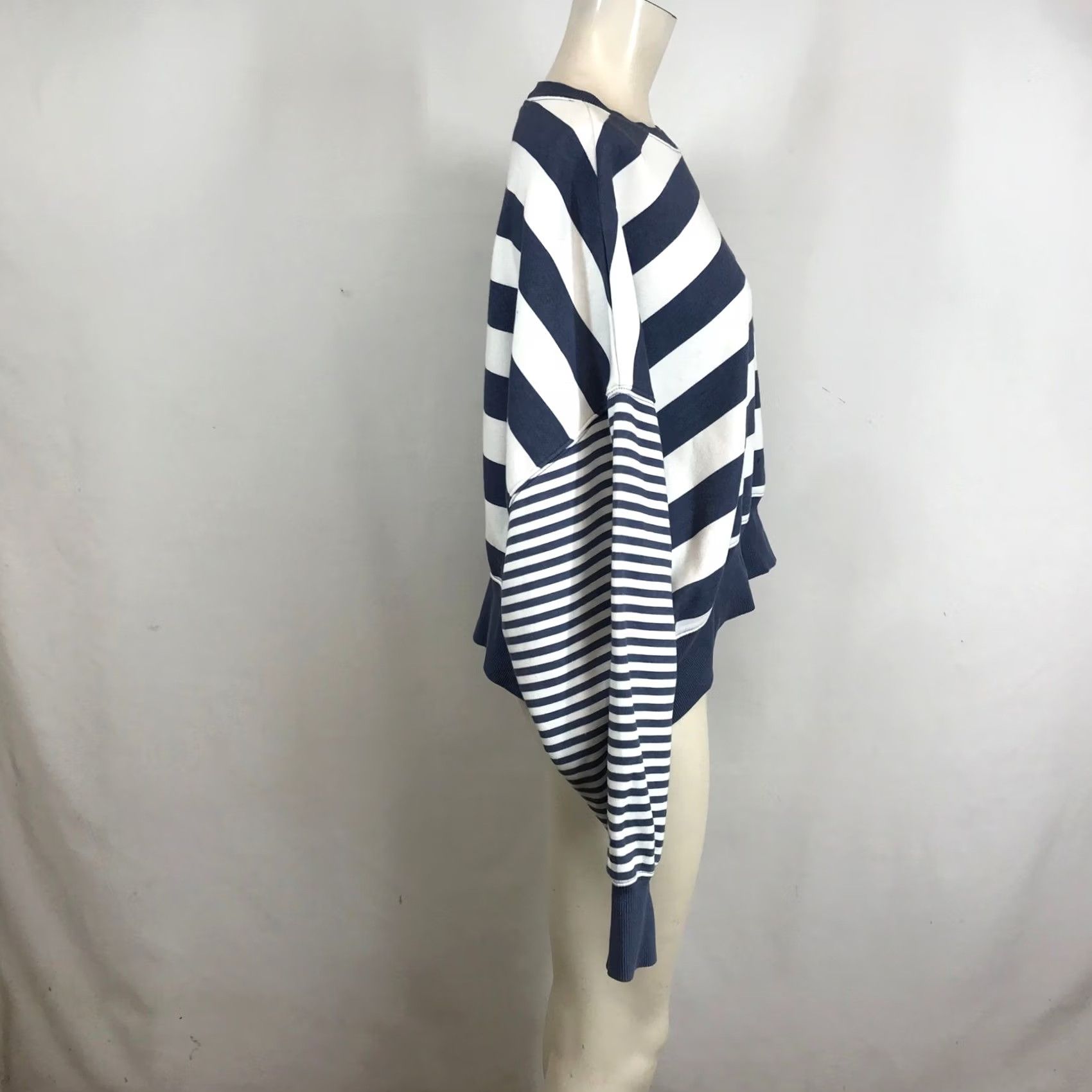 Nike Nike Womens Striped Crewneck Sweatshirt Blue White Oversized Pullover Logo Size M / US 6-8 / IT 42-44 - 6 Thumbnail