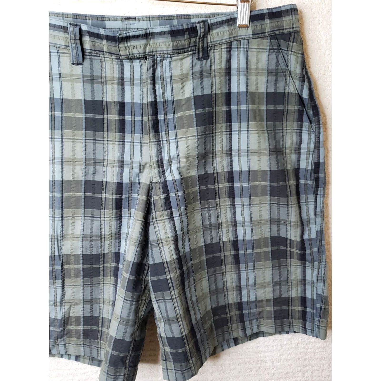 Patagonia VINTAGE Patagonia Shorts Mens 36x10 Gray Green Blue Plaid Organic Cotton Cargo Size US 36 / EU 52 - 3 Thumbnail