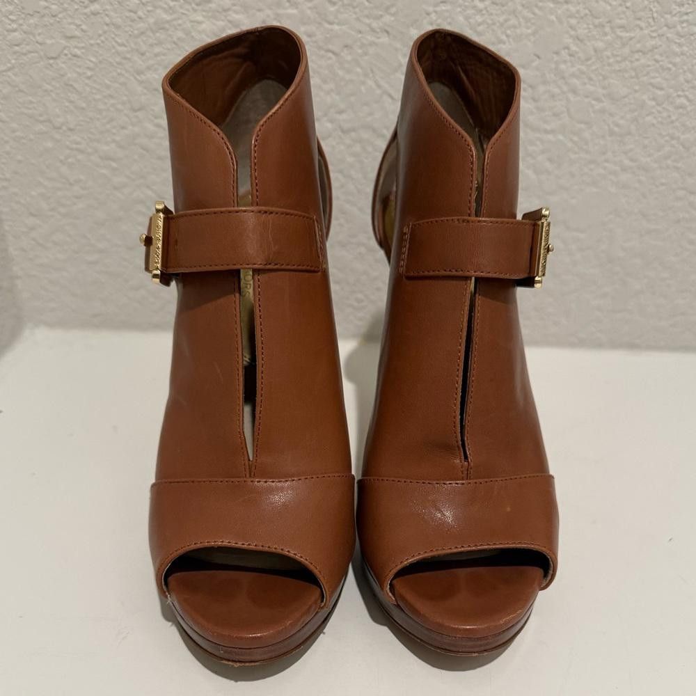 Michael Kors MICHAEL Michael Kors Isabella Tan Leather Peep Toe Booties 8 Size US 8 / IT 38 - 4 Thumbnail