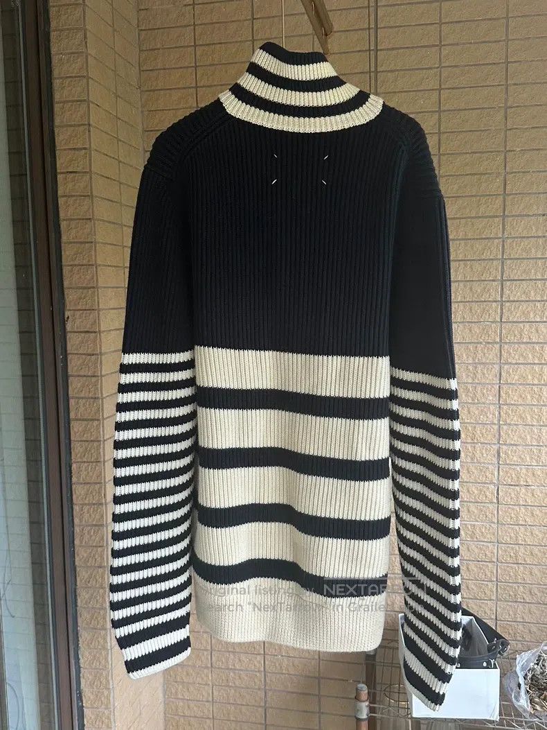Maison Margiela Maison Margiela Black and white zippered knitted sweater Size US M / EU 48-50 / 2 - 3 Thumbnail