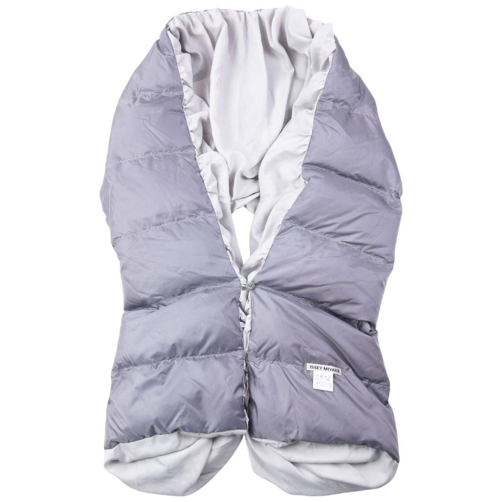 Issey Miyake Vintage 90s Issey Miyake Ruched Puffer Scarf Size ONE SIZE - 1 Thumbnail